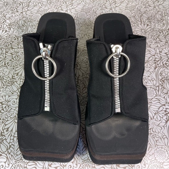 Stella McCartney Brown & Black Scuba Slides - Picture 4 of 16